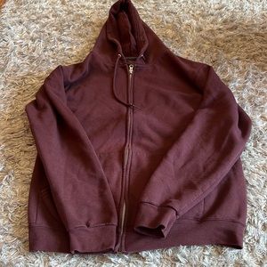 zip up front of the loom sweatshirt.